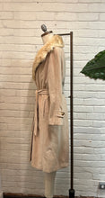 Load image into Gallery viewer, 1970’s Vintage Beige Fur Collared Trench
