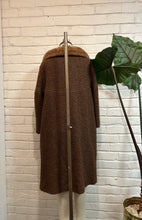 Load image into Gallery viewer, 1950’s Vintage Sable Fur Brown Coat
