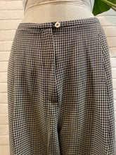Load image into Gallery viewer, 1990’s Vintage Plaid Pleated Trousers
