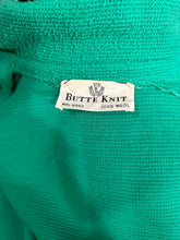 Load image into Gallery viewer, 1960’s Vintage Kelly Green Wool Blazer
