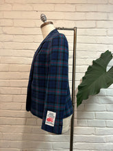 Load image into Gallery viewer, 1970’s Vintage Blue Wool Tartan Pendleton Blazer
